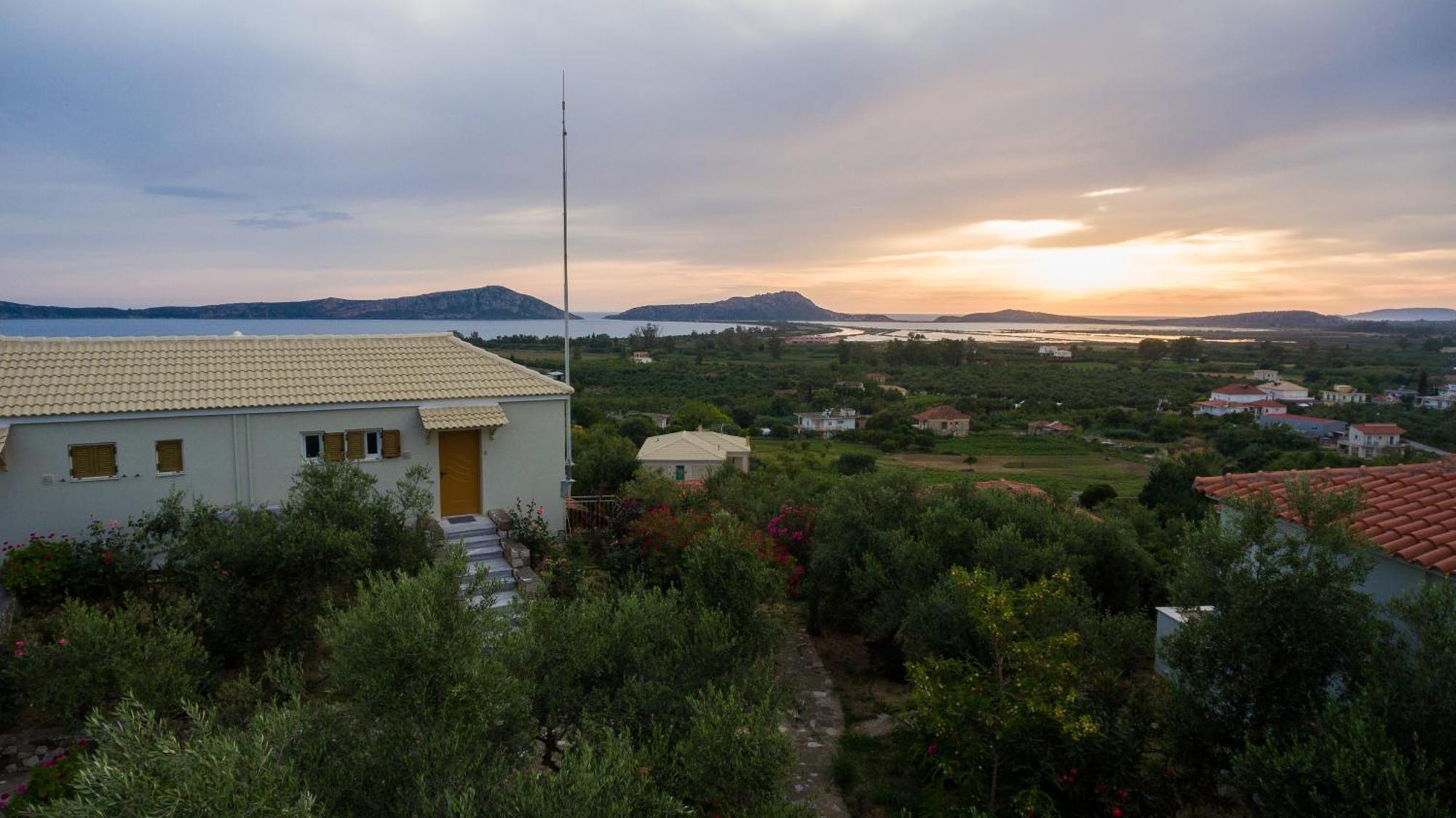 Thanos Village Gialova Exterior foto