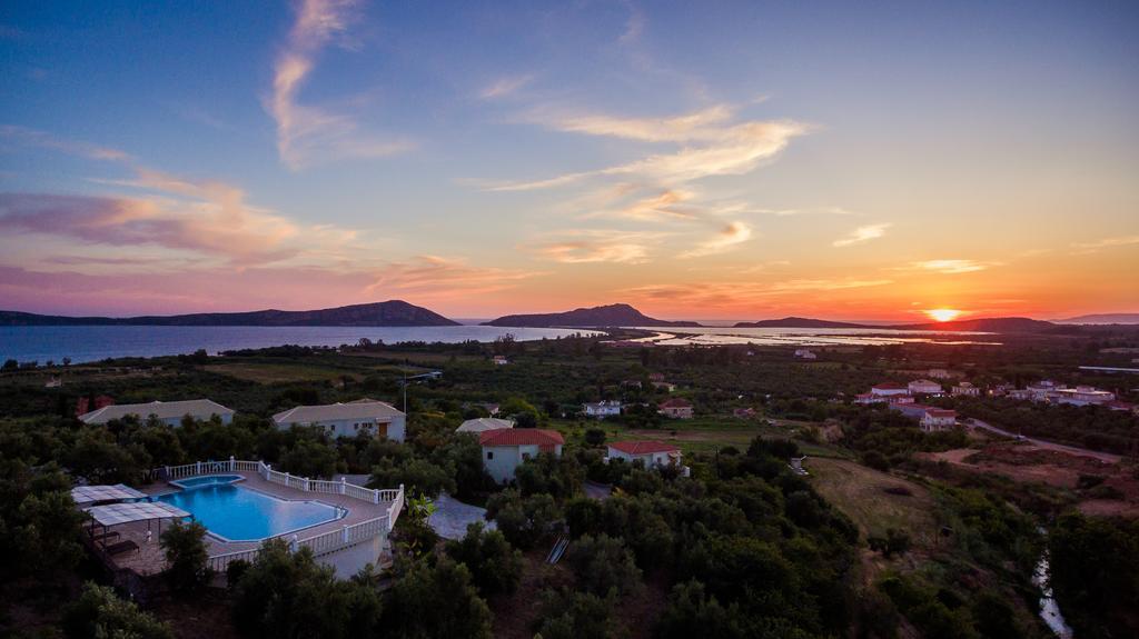 Thanos Village Gialova Exterior foto