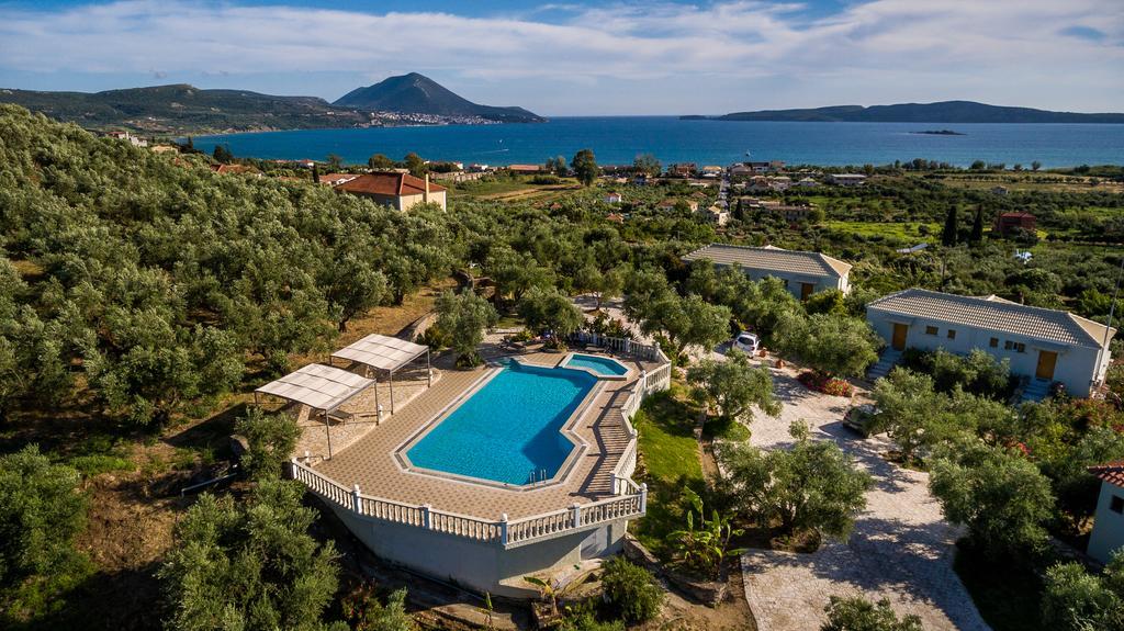 Thanos Village Gialova Exterior foto